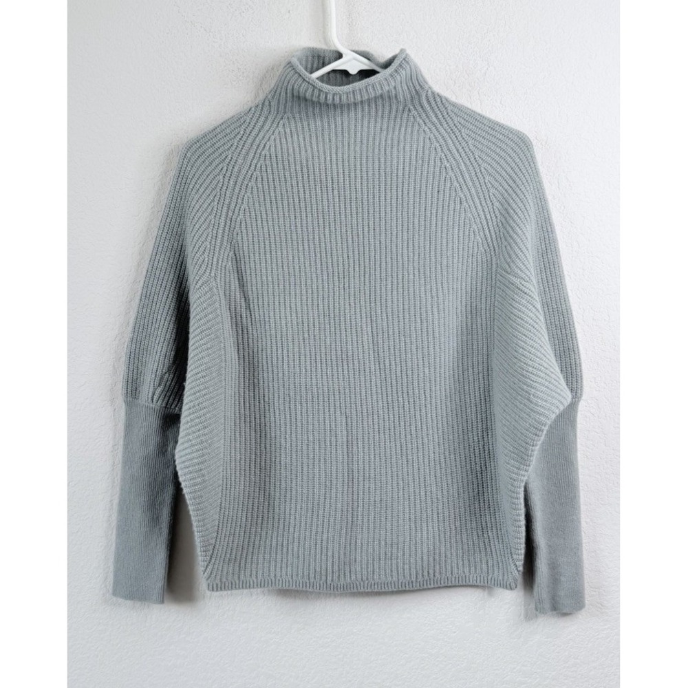 Club Monaco 100% Cashmere Boxy Sweater Women's XS Mock Neck Quiet Luxury Preppy